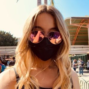 Meet your Posher, Sienna